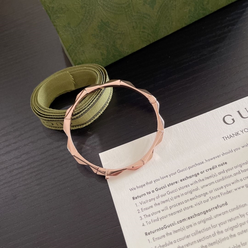 Gvc*1 bracelets